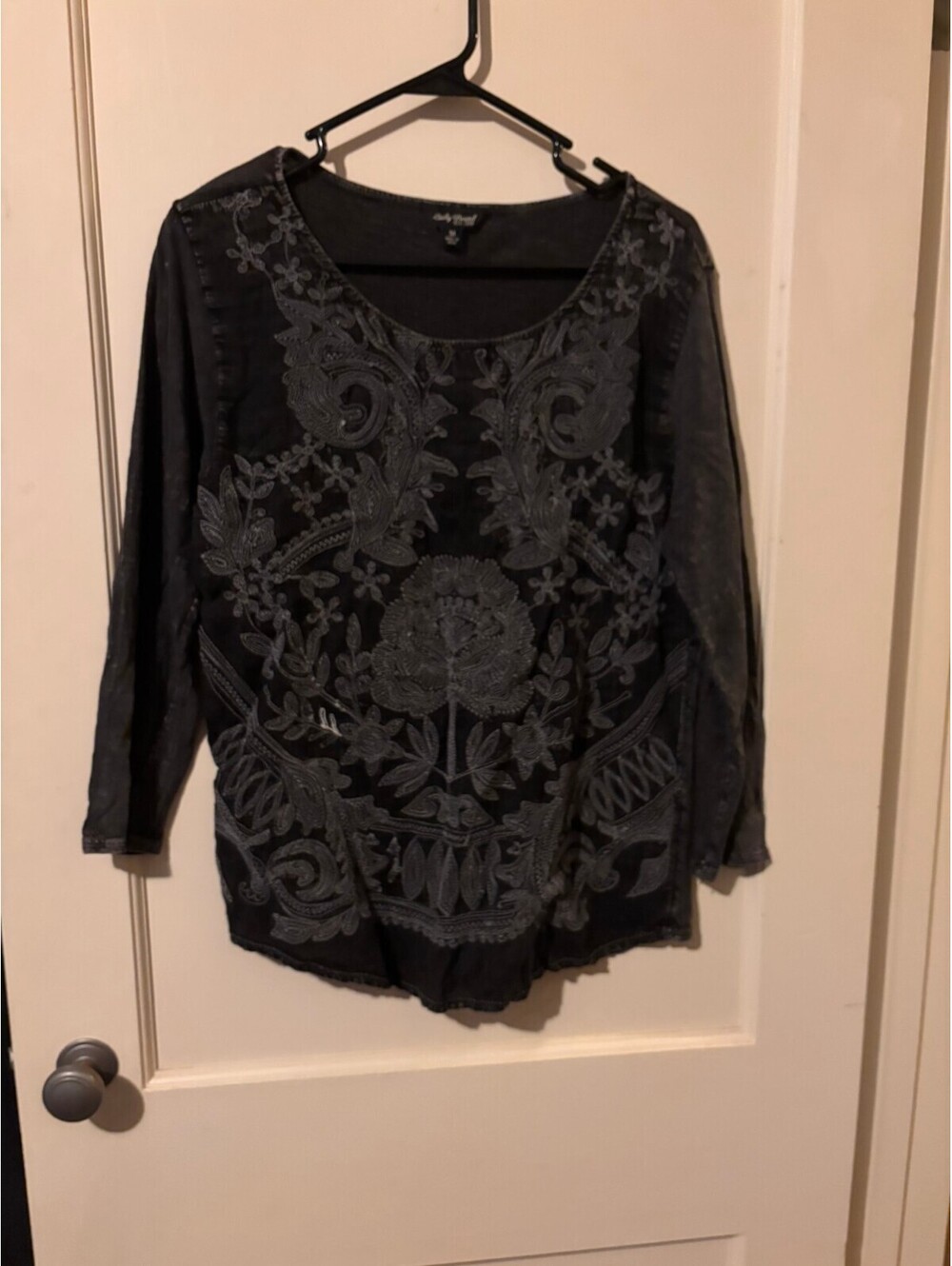 Lucky Brand black embroidered long sleeve top Medium